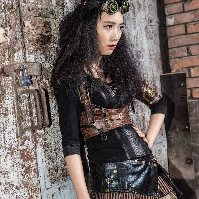 Gothic Lace und Buckle Bustier