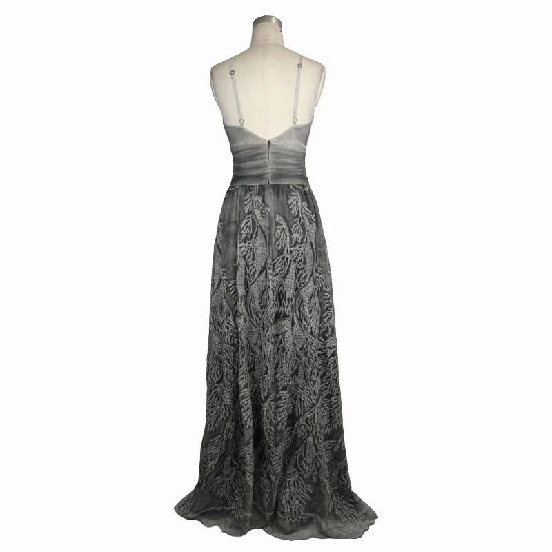 Atemberaubendes gotisches Brautkleid mit Stickerei für Damen