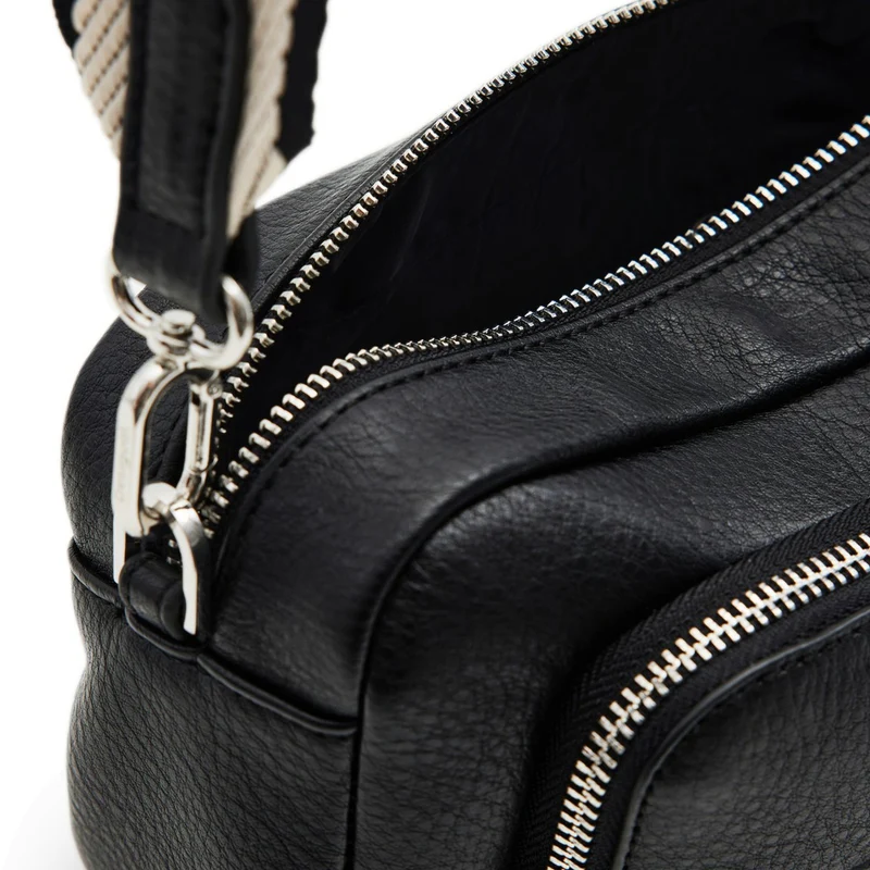 Desigual Half Logo - Bolso bandolera 22 cm (black)