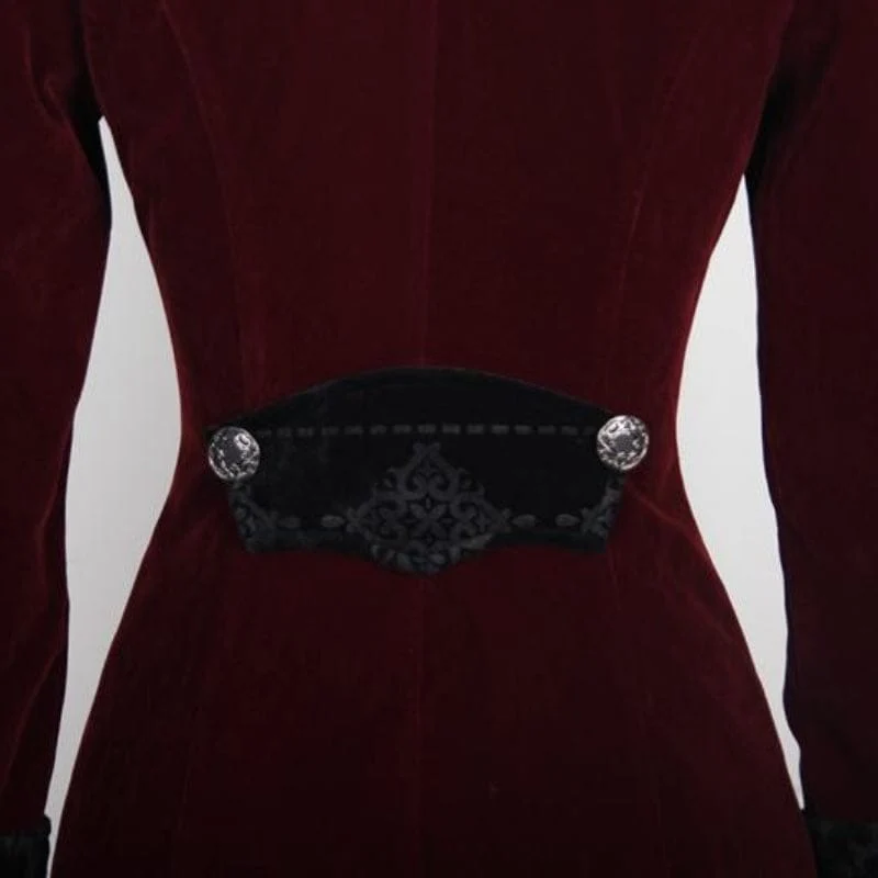 Vintage Goth-Frauenmantel mit drei Knöpfen