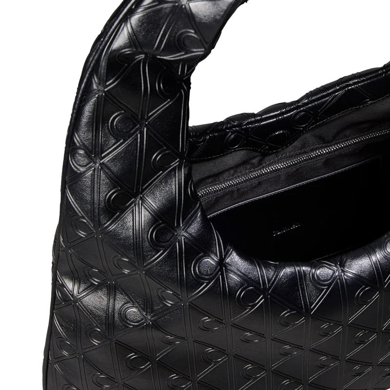 Calvin Klein Puffer Emblem - Bolso de hombro 54 cm (black)