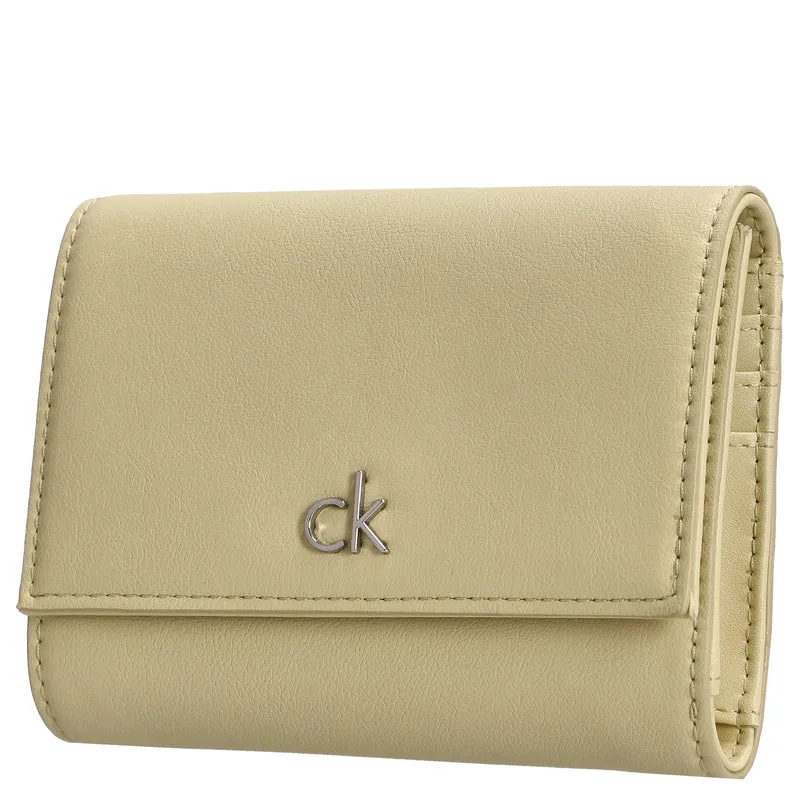 Calvin Klein RE-Lock Medium Trifold - Cartera 3cc 13 cm (parsnip)